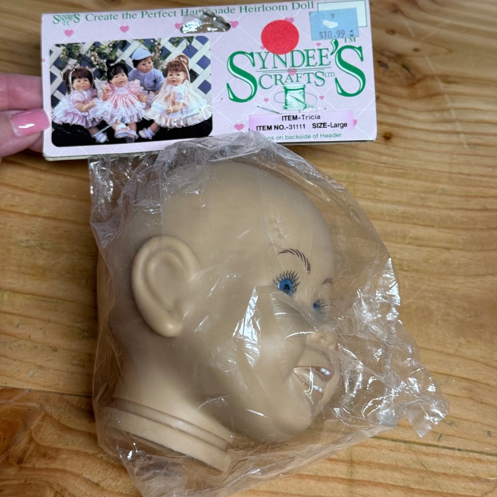 Vintage 1993 Syndee's Crafts Tricia Doll Head Large Blue Eyes 31111 New Sealed